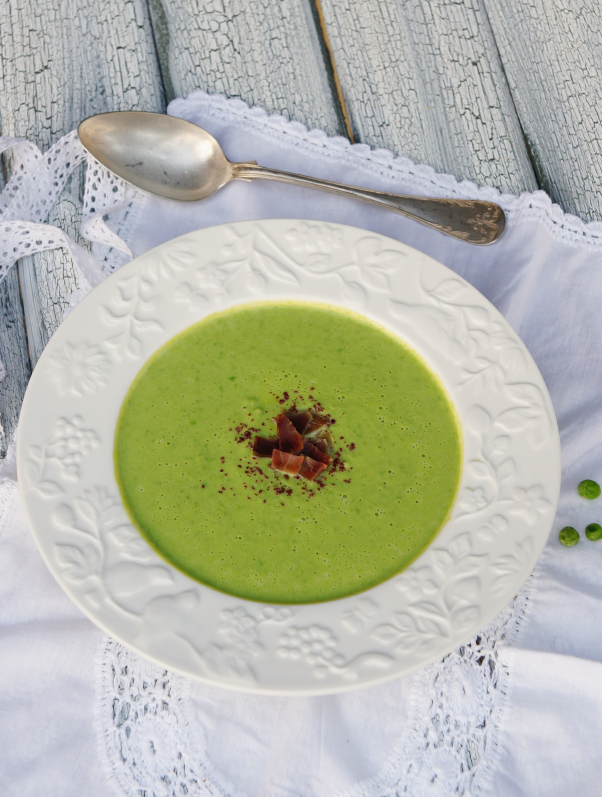 Puré de guisantes y nabos con menta fresca