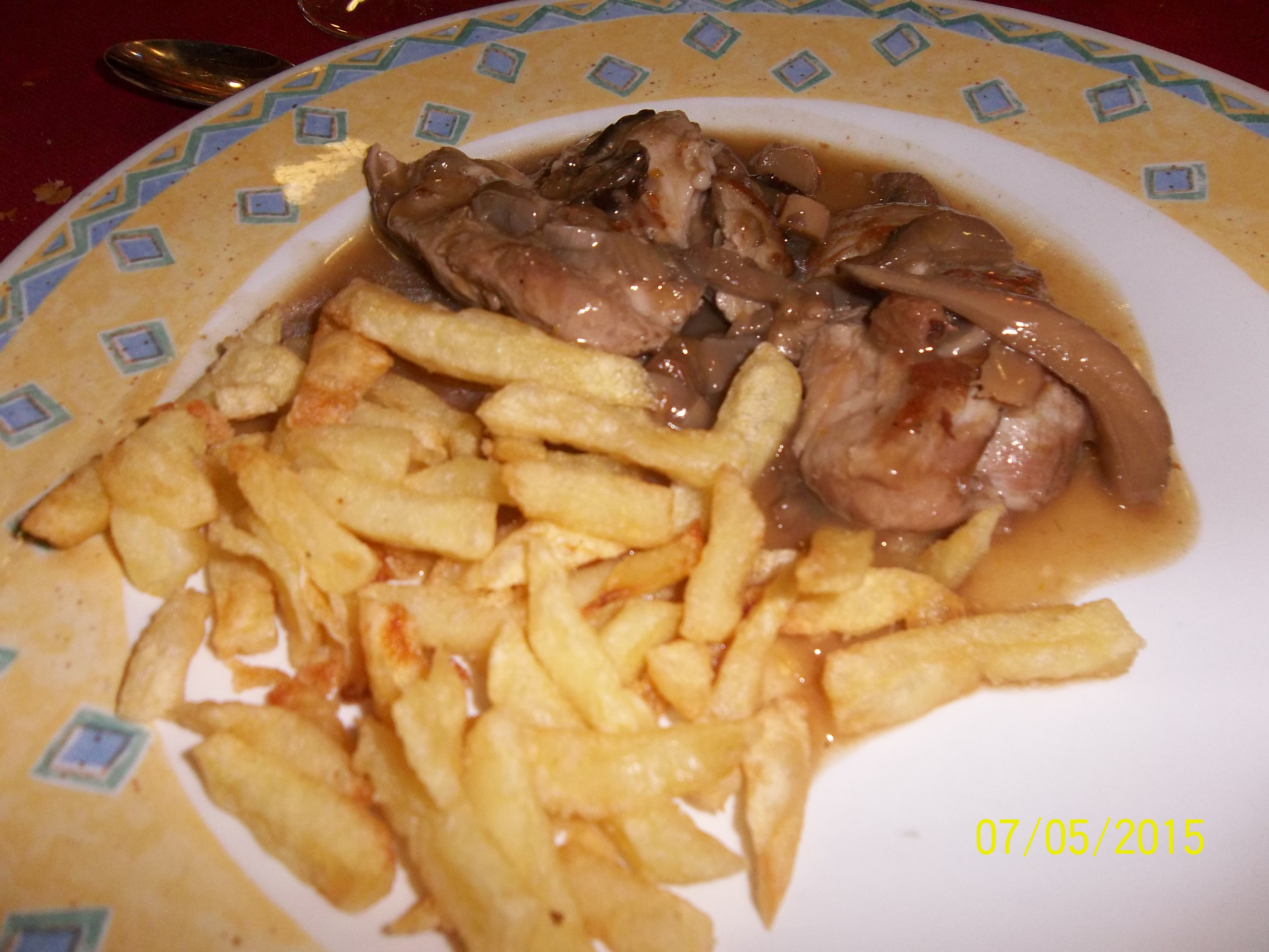 solomillo de cerdo con patatas fritas