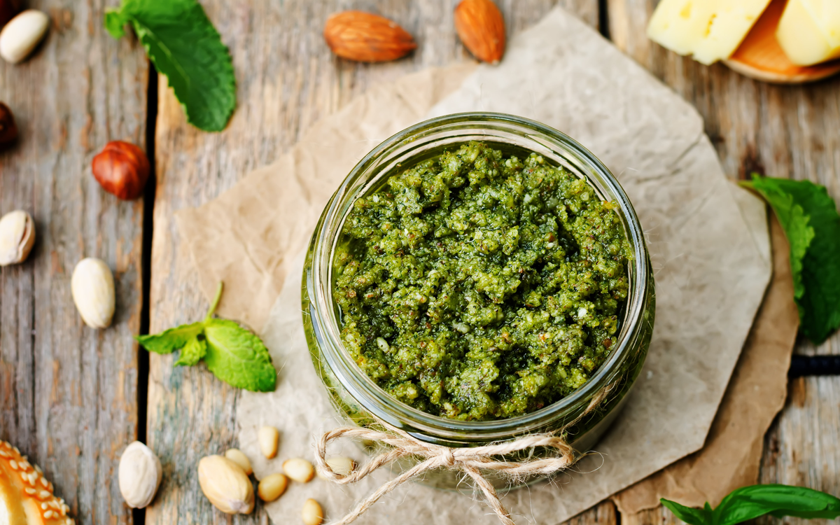 Pesto de avellanas y pistachos