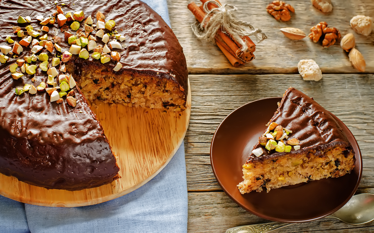 Tarta de chocolate y frutos secos