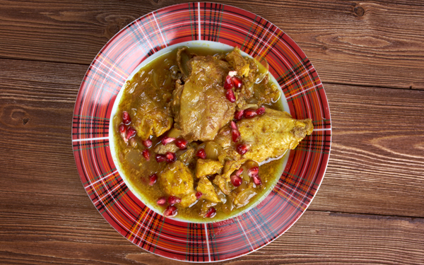 pollo al curry con granada