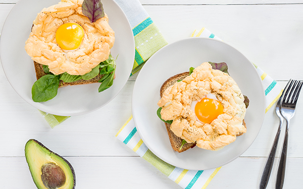 huevos nube