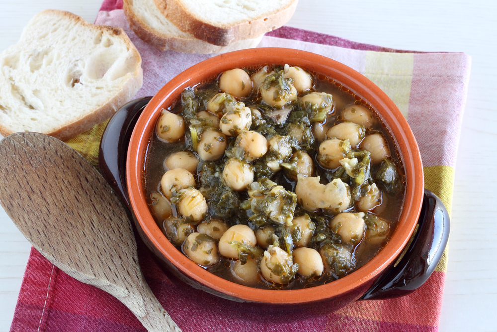 Potaje de garbanzos con acelgas