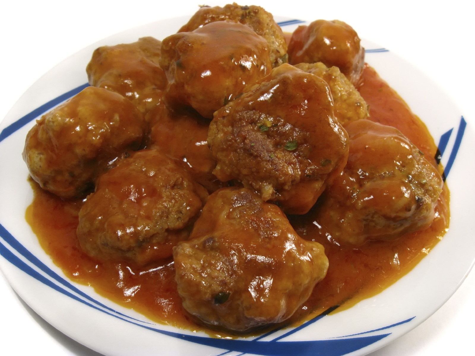 Albóndigas de carne con salsa de tomate casera