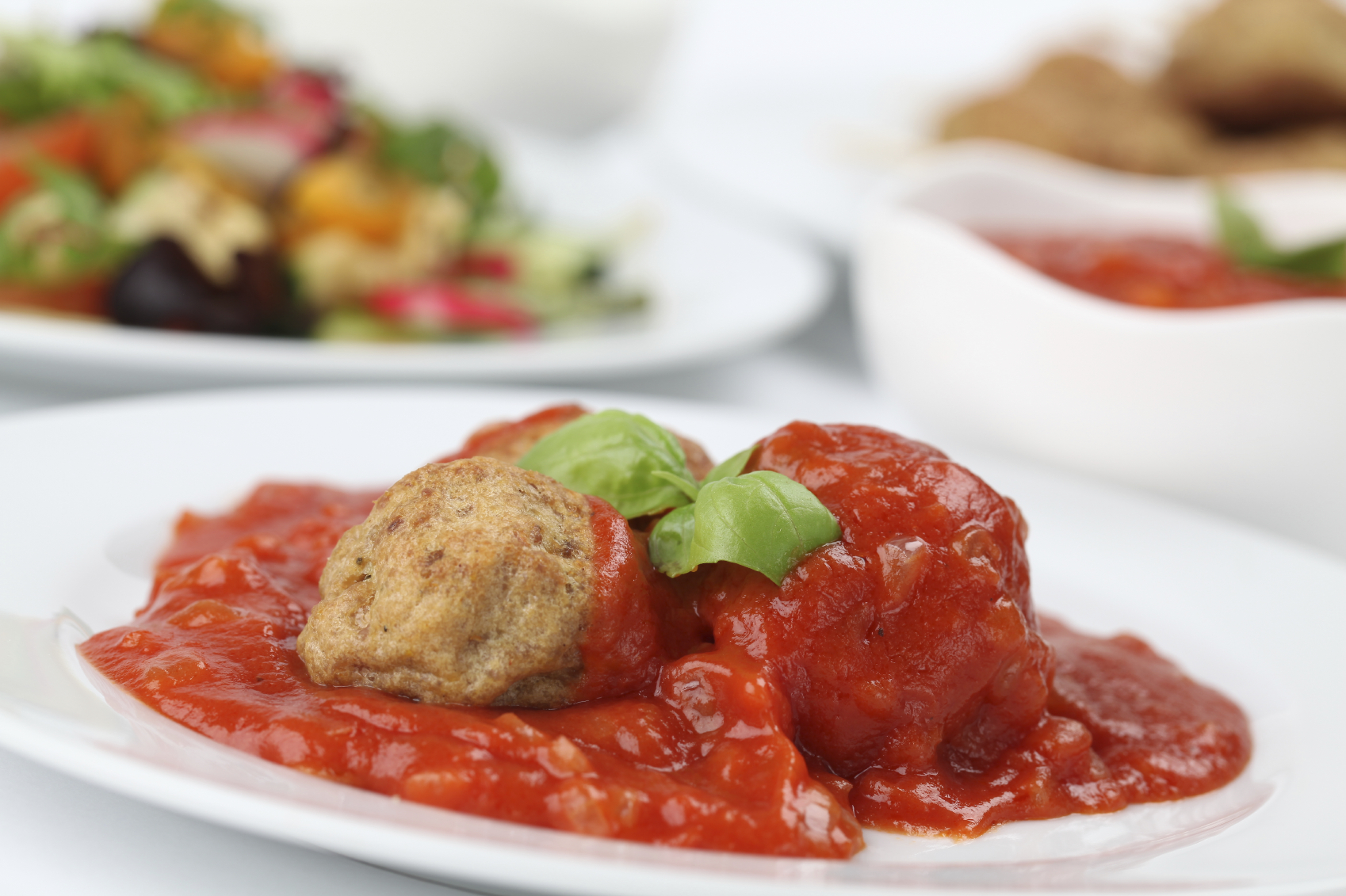 Albóndigas con tomate casero