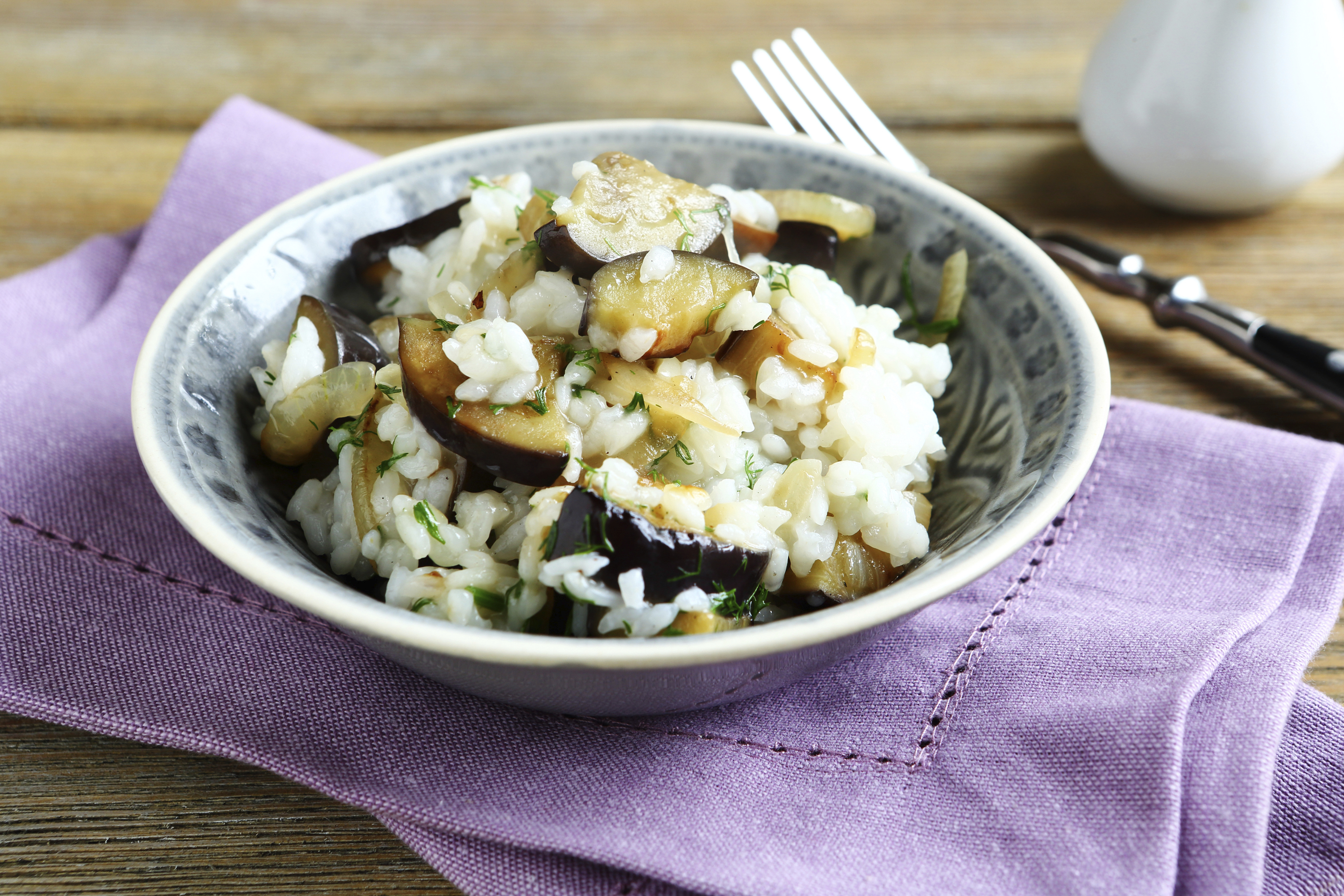 Arroz con champiñones y berenjena