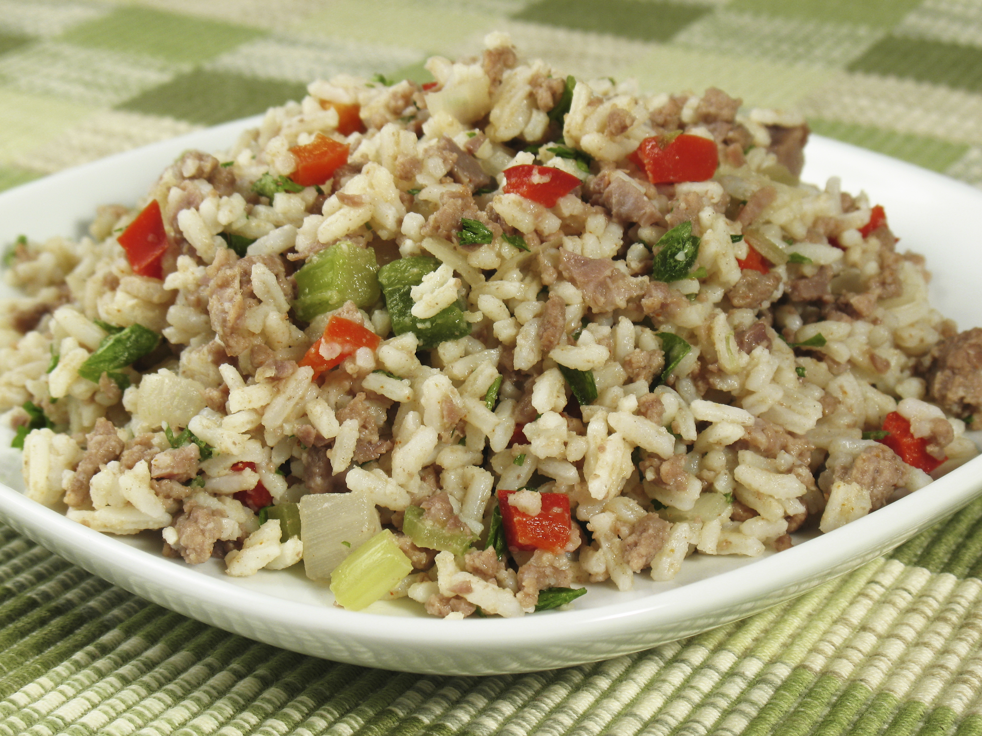 Arroz con ternera picada y verduras