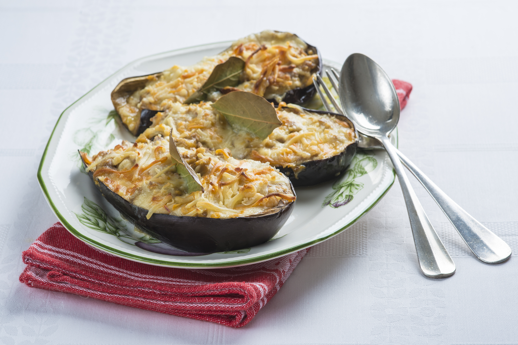 Berenjenas rellenas de carne picada al horno