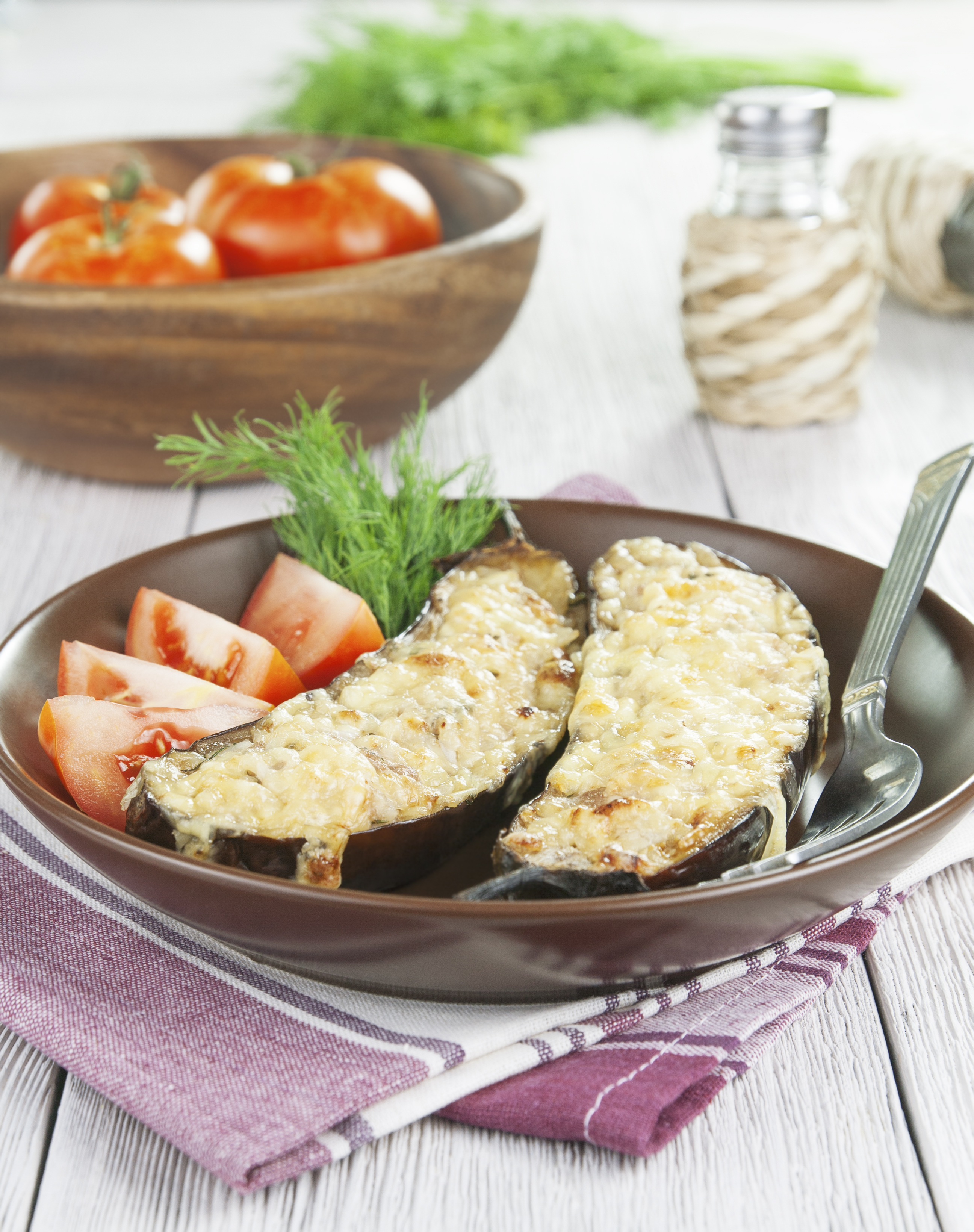 Berenjenas rellenas de queso y verdura