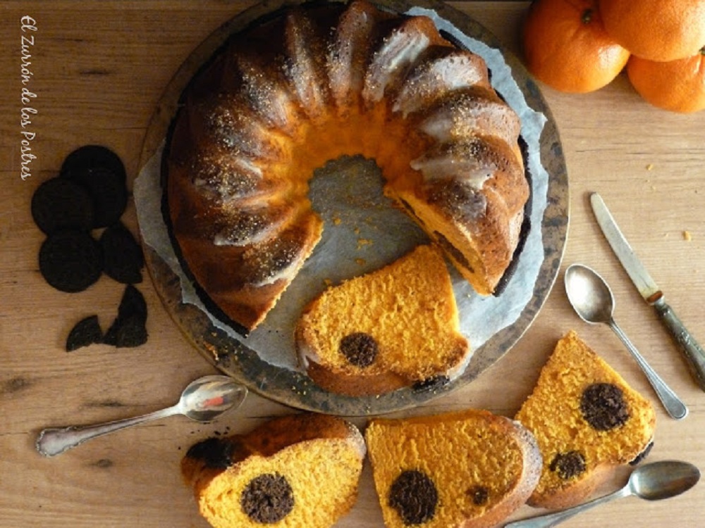 Bundt Cake de Naranja con Cake pops de Oreo