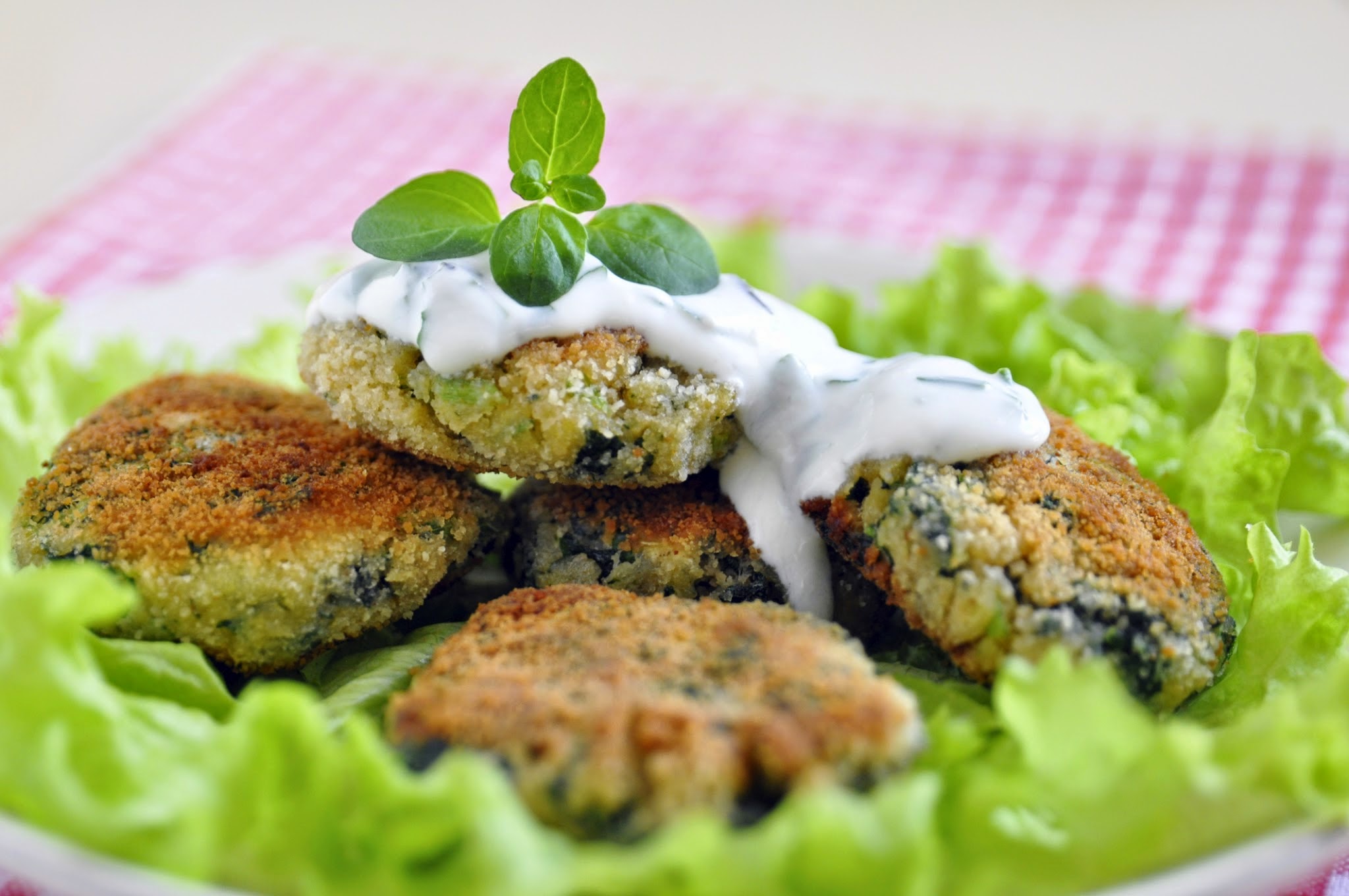 Buñuelos de verduras y queso crema