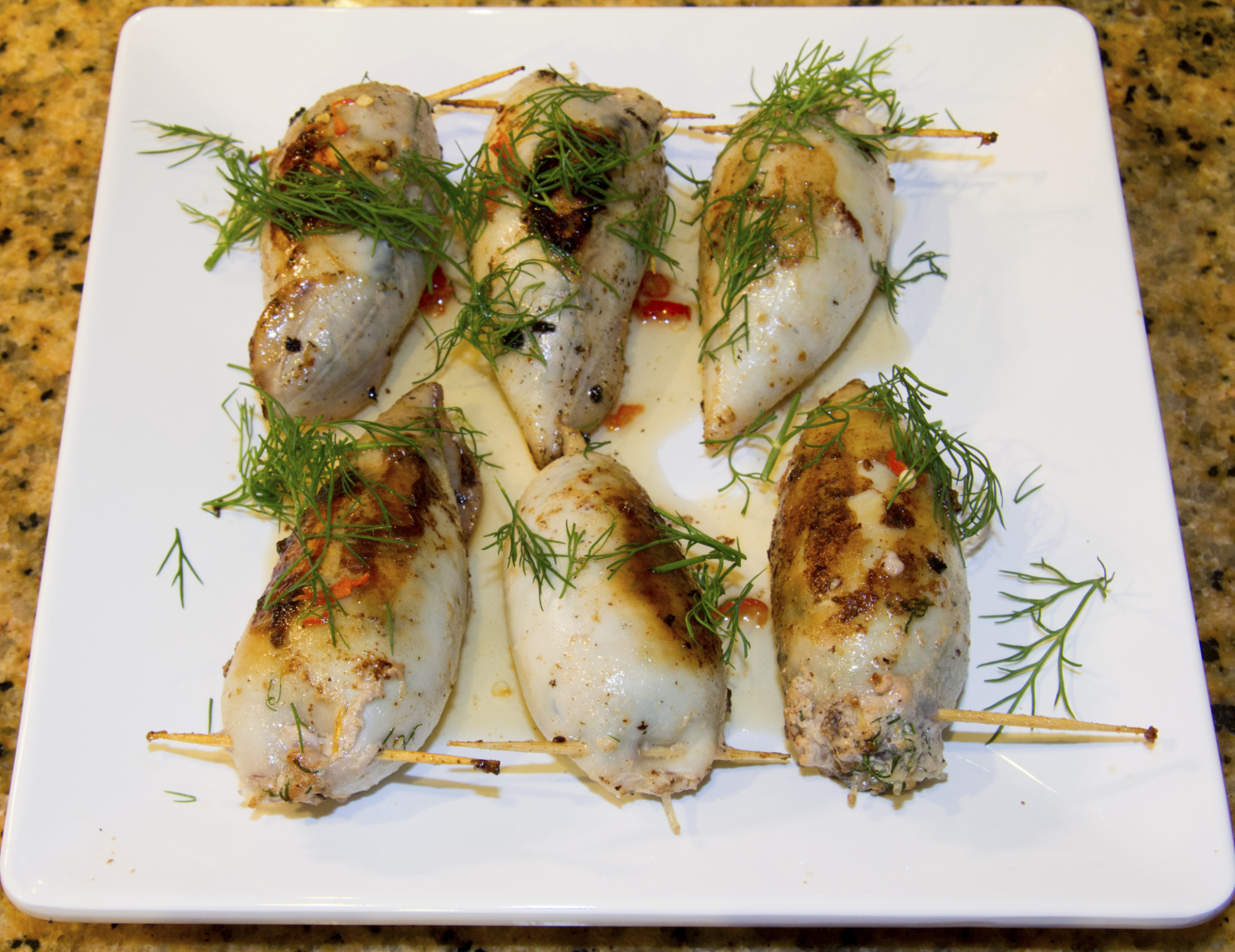 Calamares rellenos con picadillo