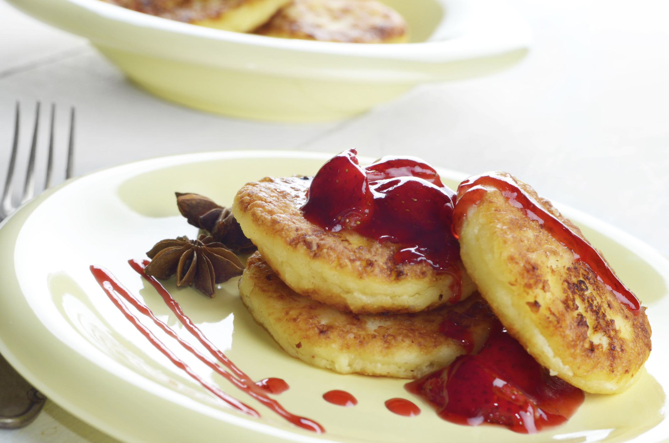 Camembert frito con mermelada de frambuesa