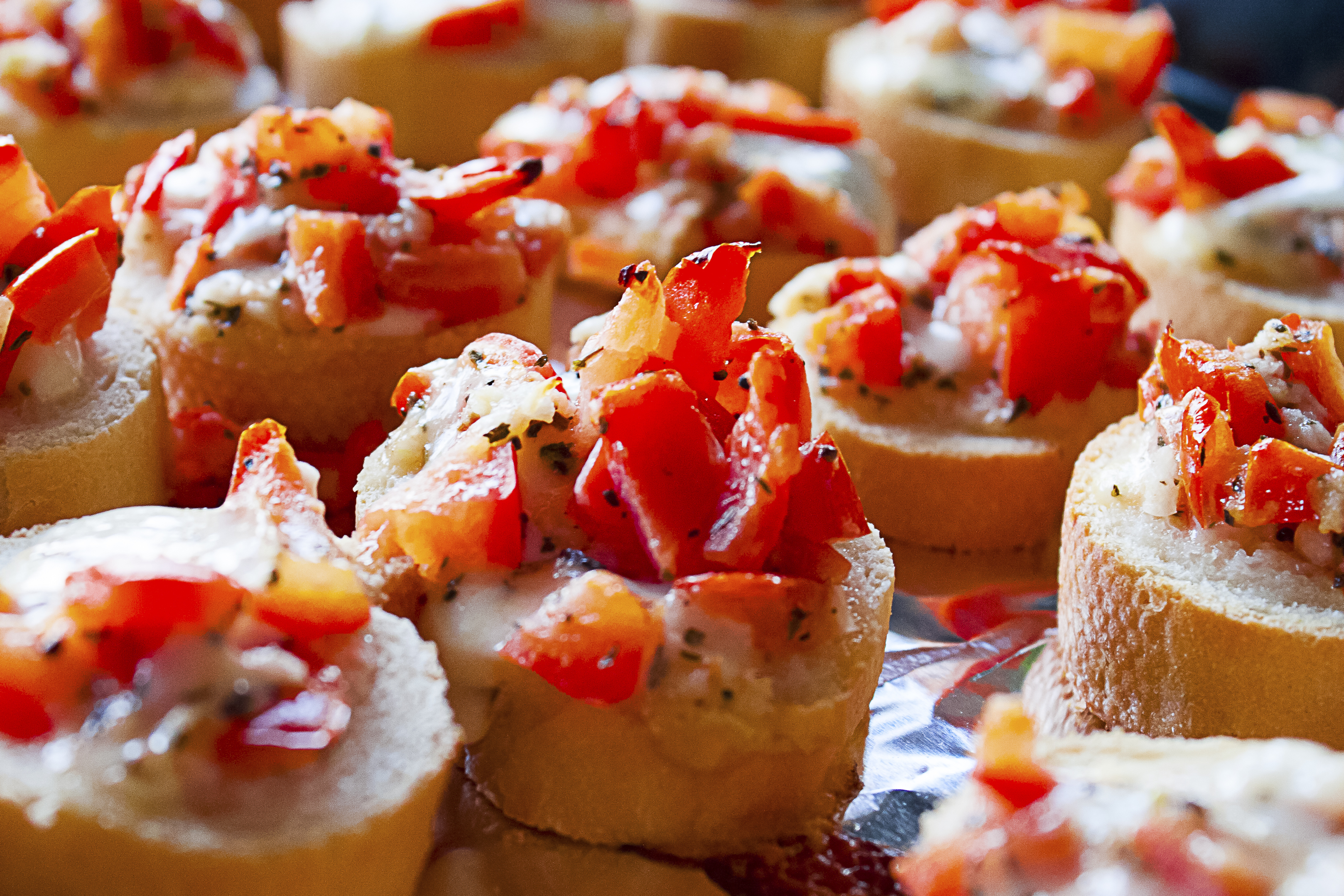 Canapés de polenta criolla