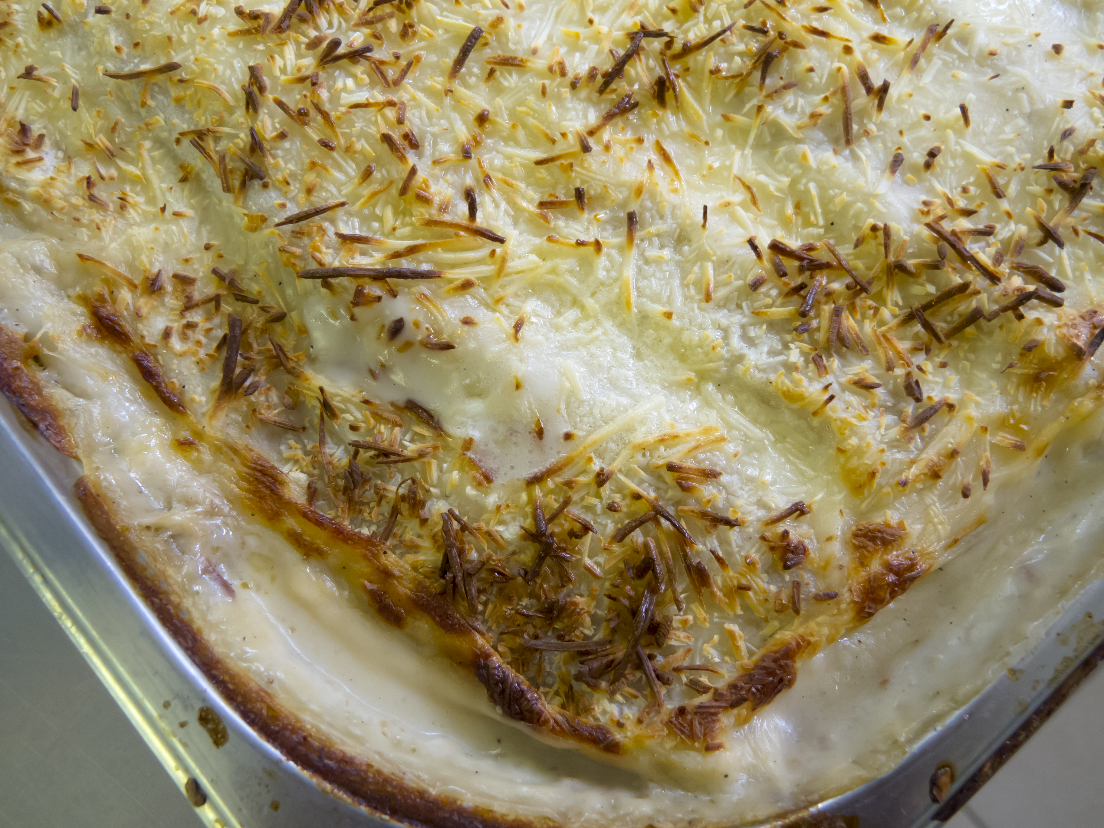 Canelones con bechamel