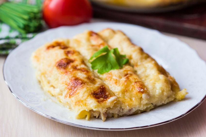 Canelones con revuelto de setas y gambas