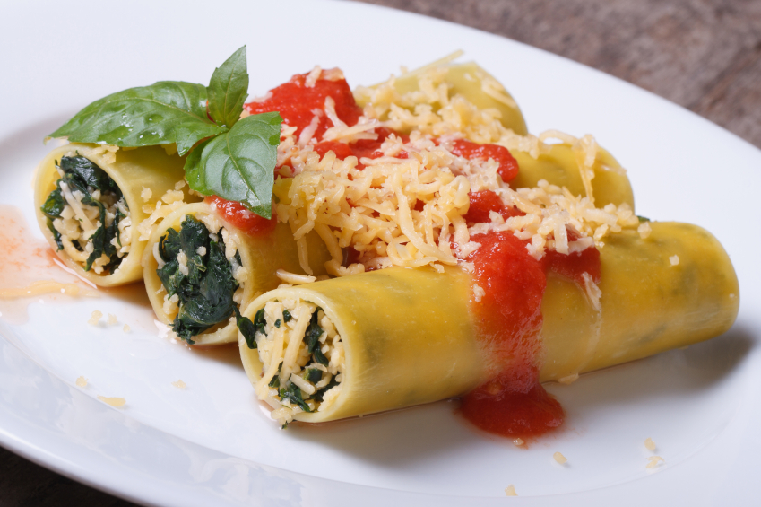 Ingredientes para el gratinado de los canelones vegetarianos: