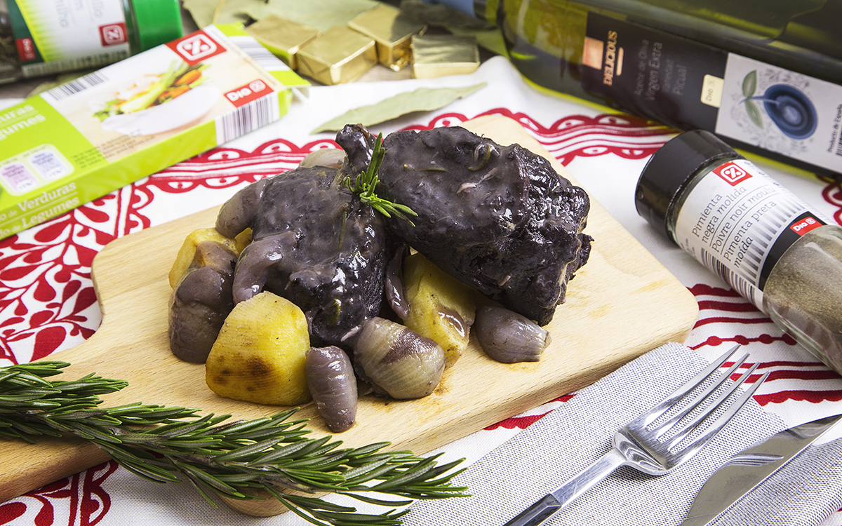 Carrilleras de ternera al vino tino