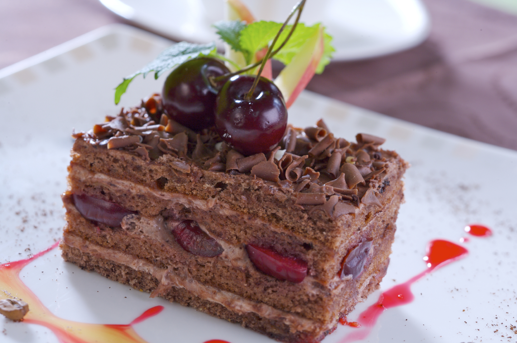 Tarta de chocolate y refresco de cereza