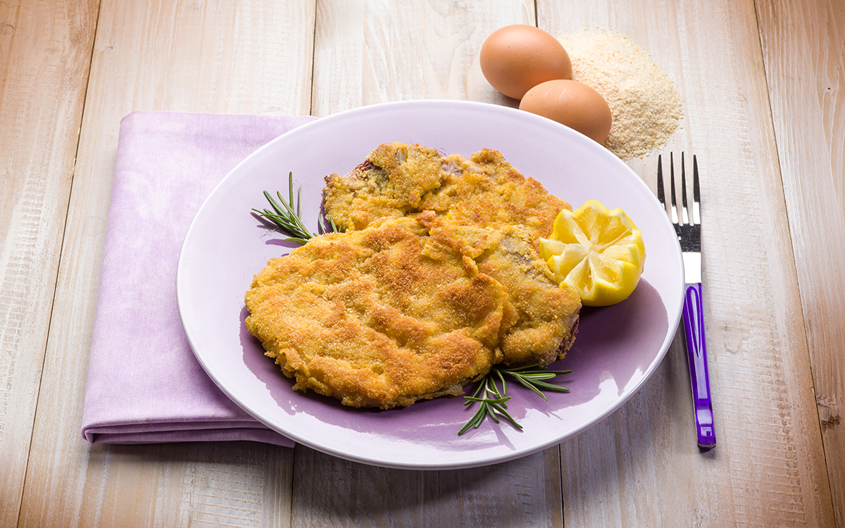 Chuletas de cerdo a la milanesa