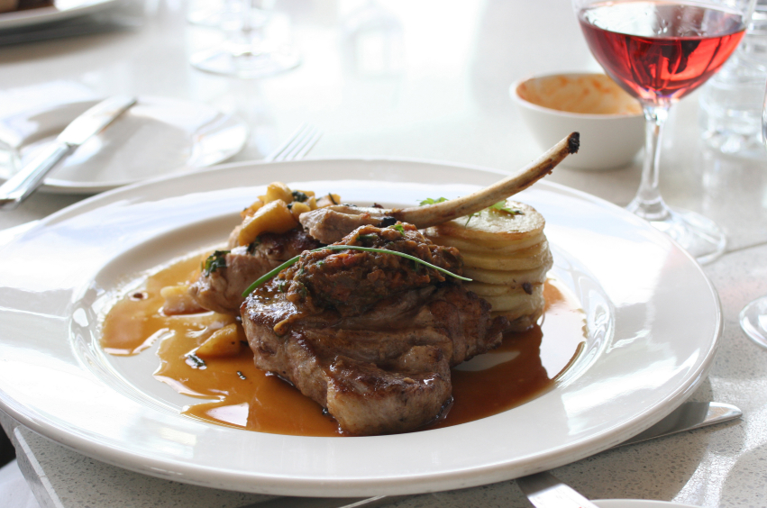 Chuletas de cerdo al vino blanco