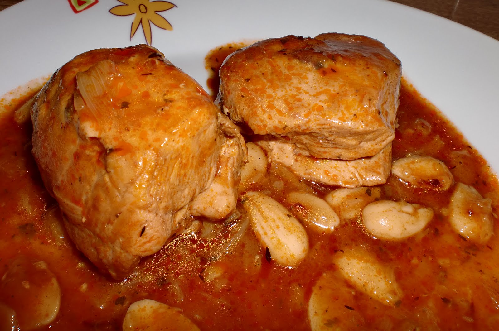 Pollo con salsas de almendras