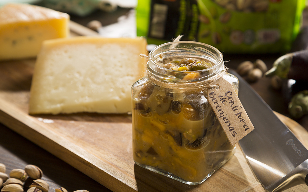 Confitura de berenjena y pistachos