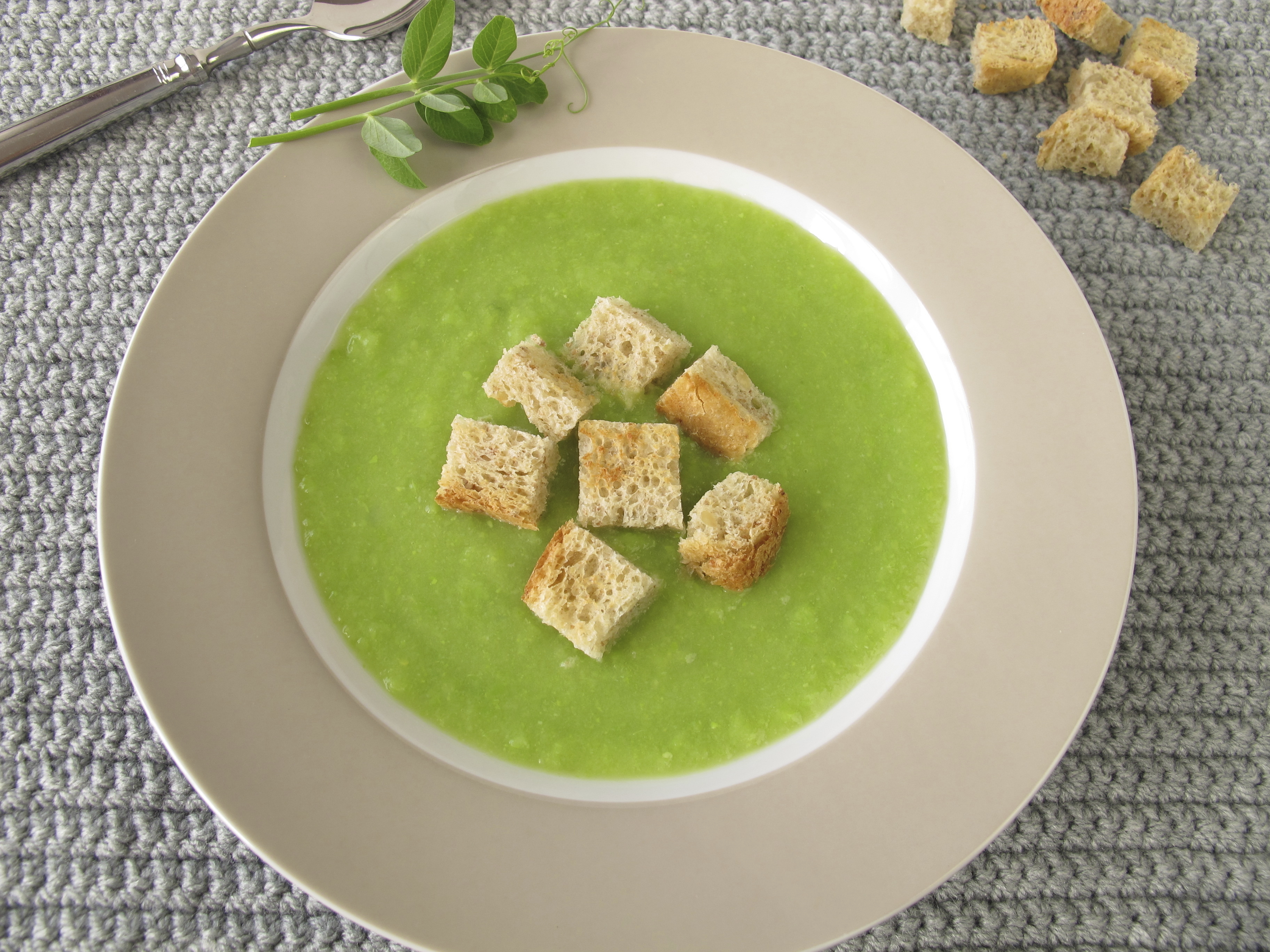 Crema de brócoli con croutons