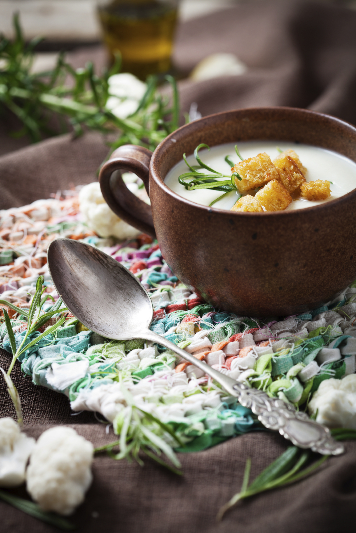 Crema de coliflor, huevo y queso