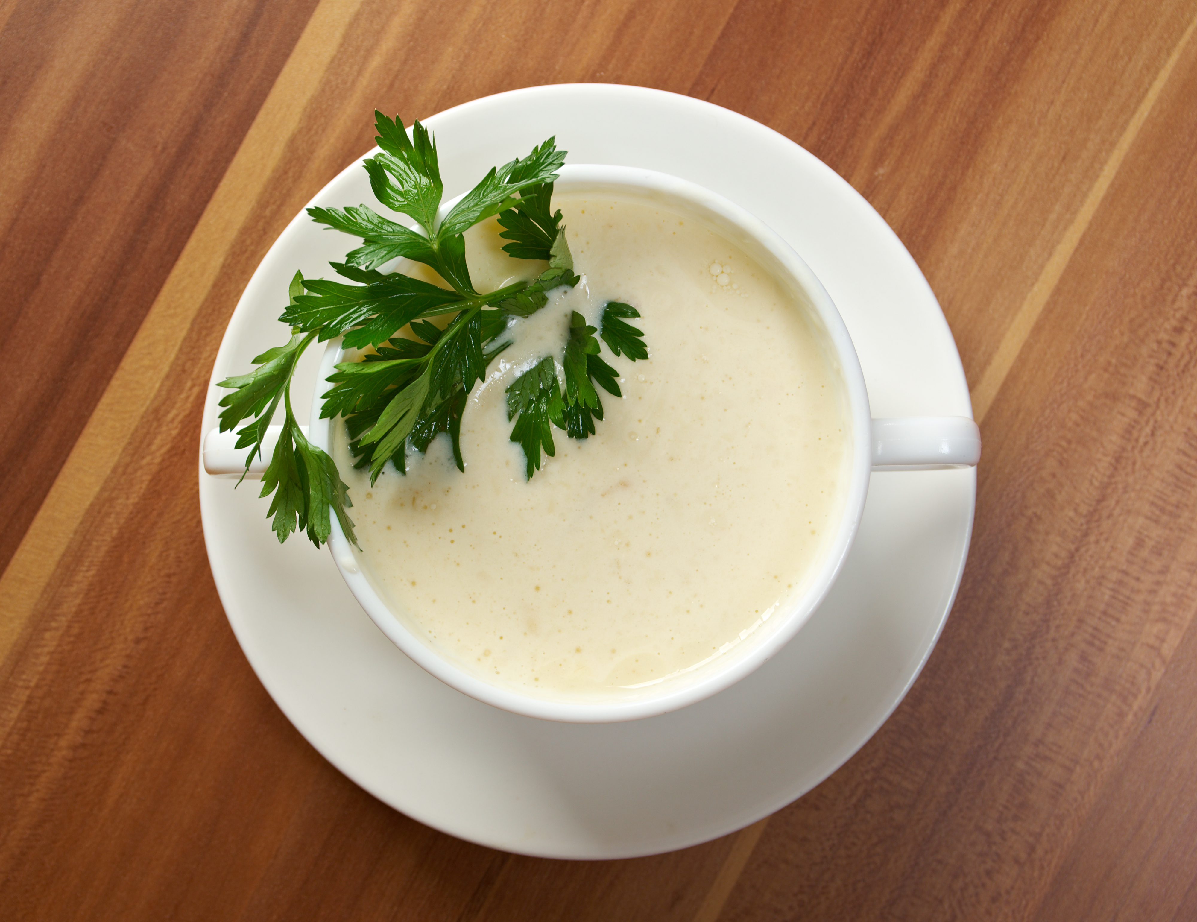 Crema de coliflor al parmesano