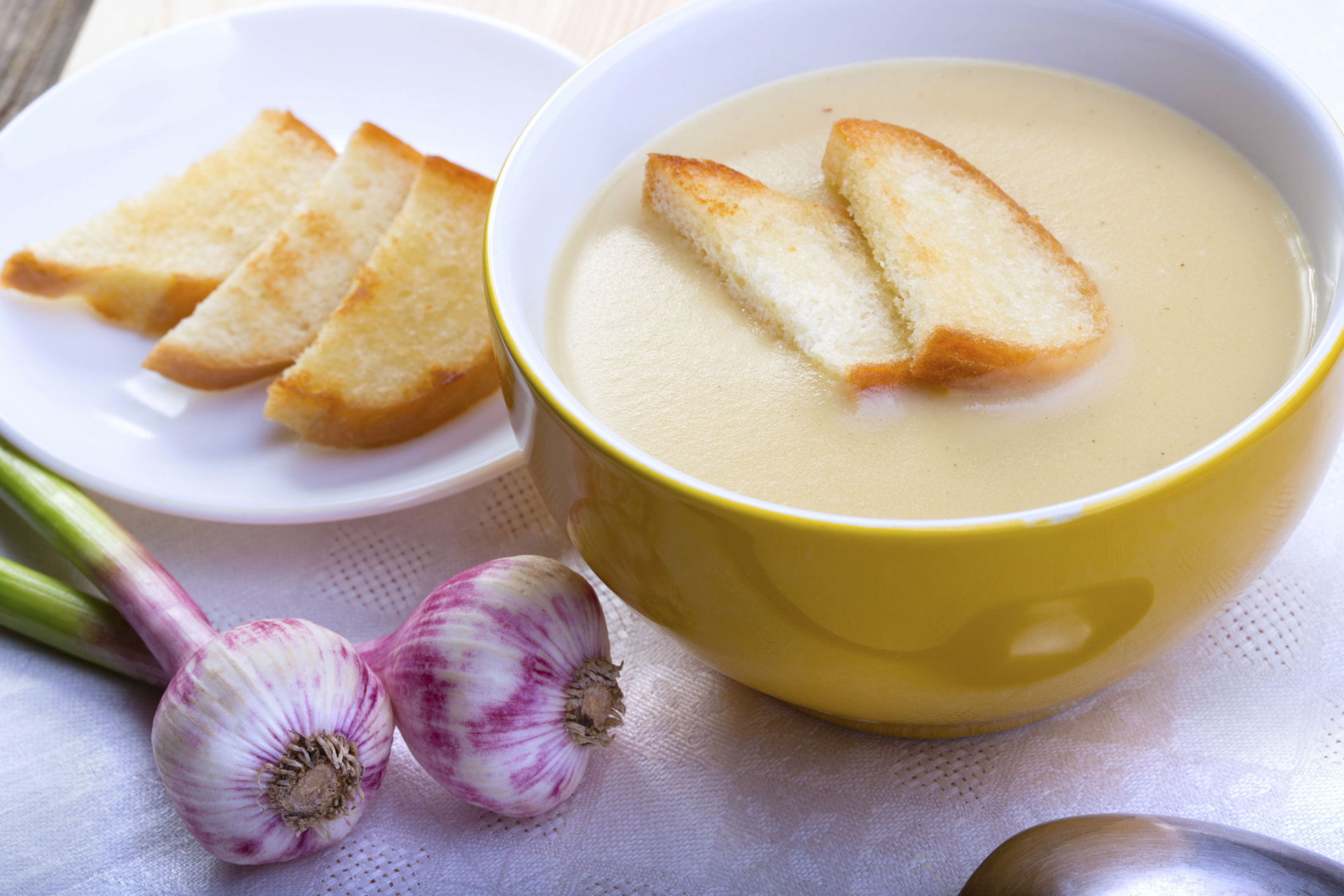 Crema de patatas y cebollas