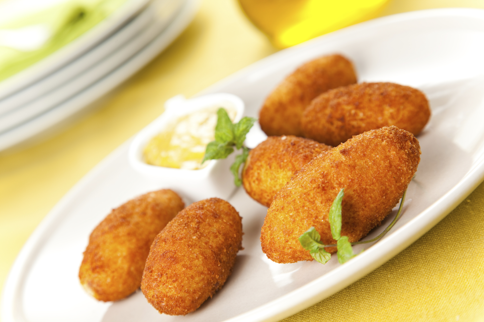 Croquetas de verduras con tropezones de jamón serrano