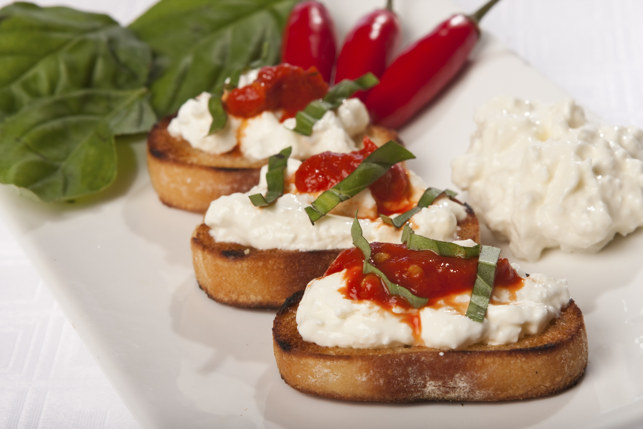 Canapé de Pimiento y queso crema