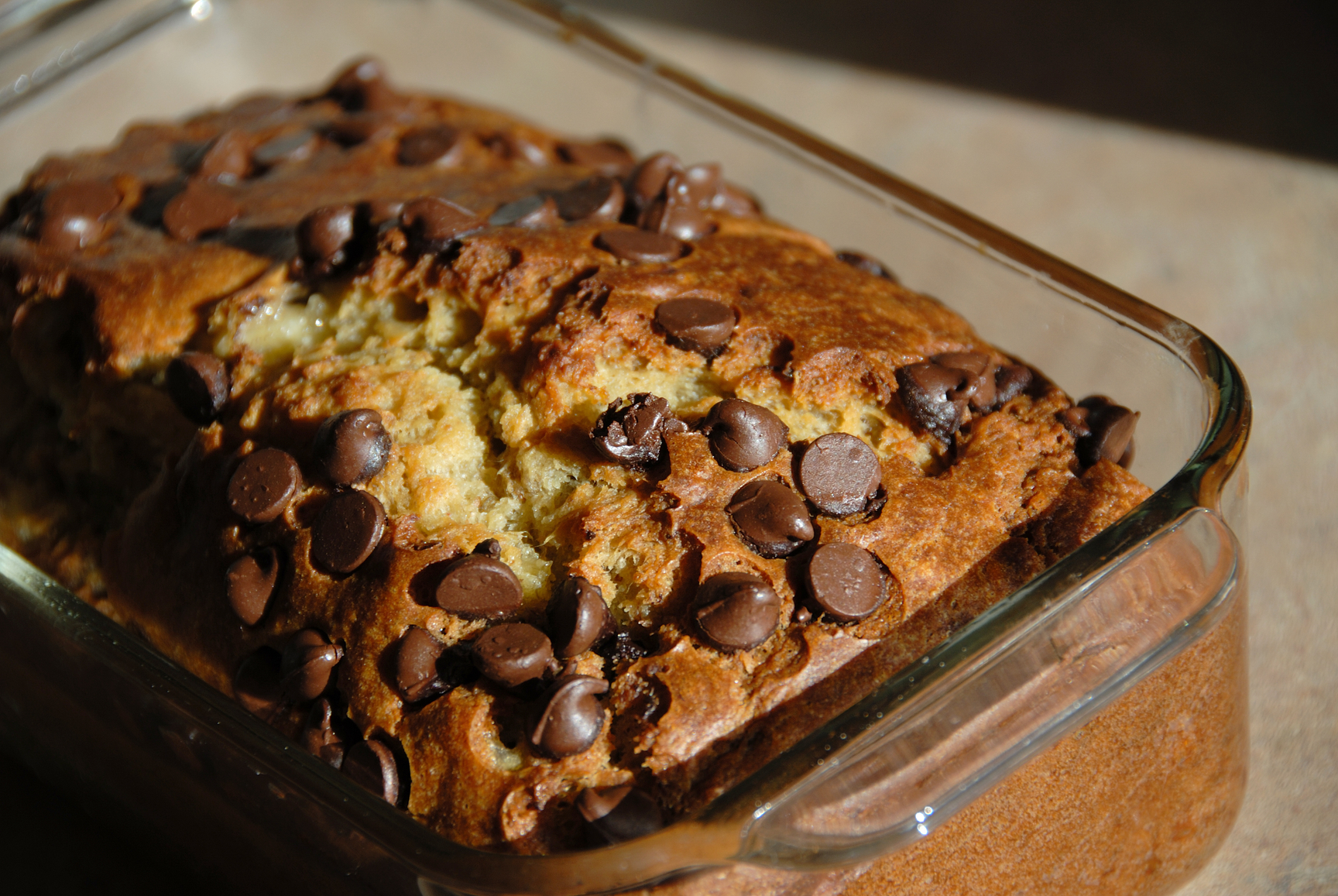 Dulce de pan de molde cubierto de chocolate