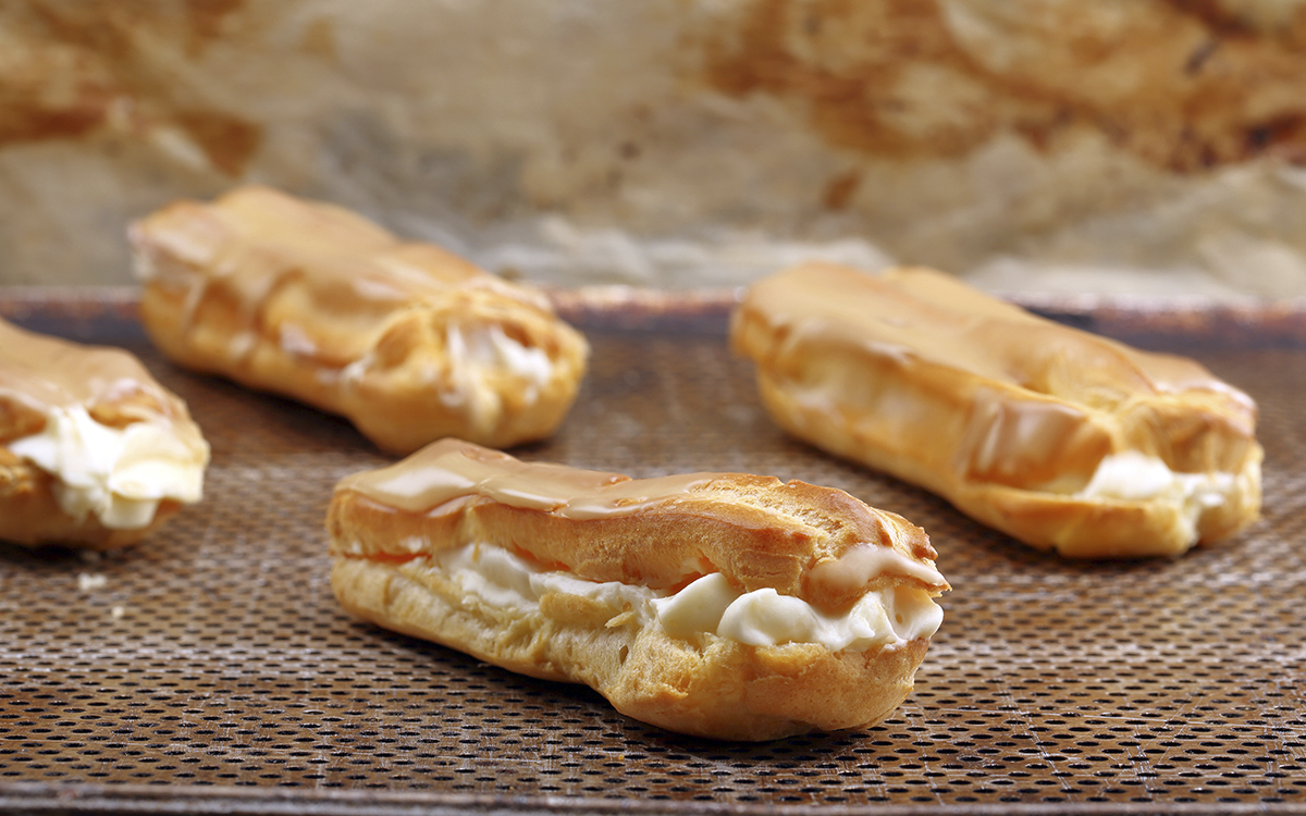 Eclairs rellenos de crema