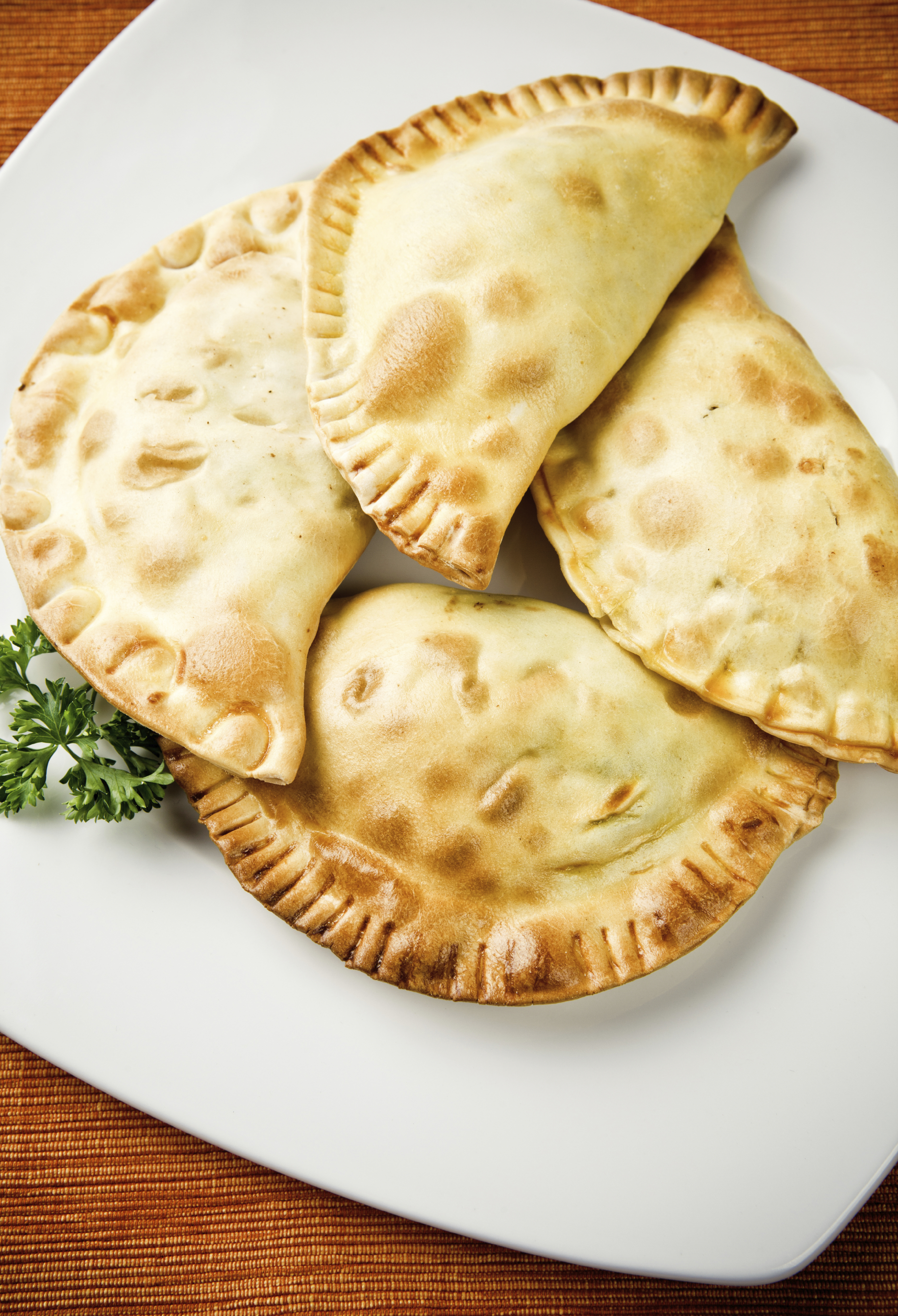 Empanadillas de calabacin, cebolla y atún