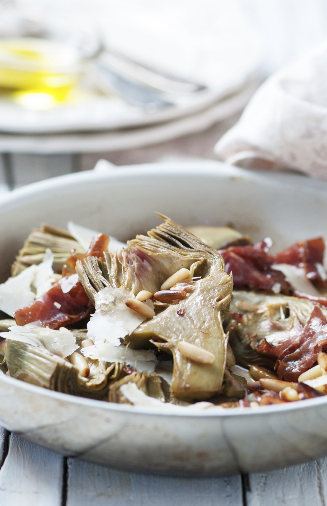 Ensalada de alcachofas y jamón