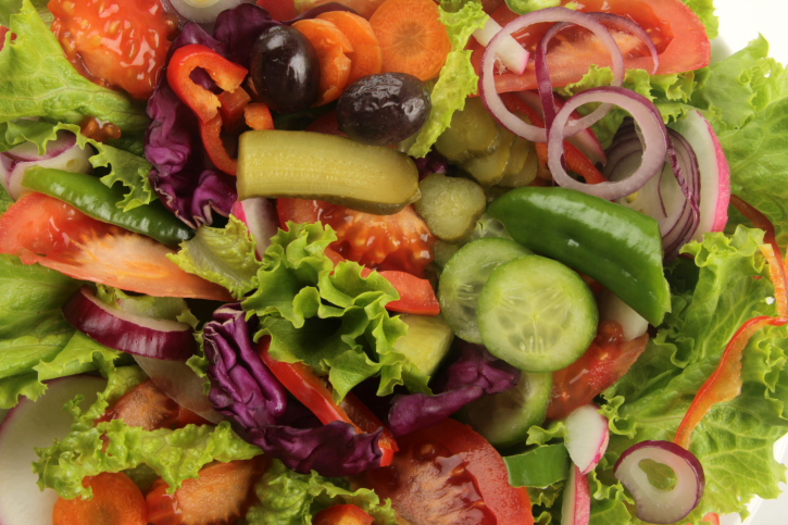 Ensalada colorida de verano