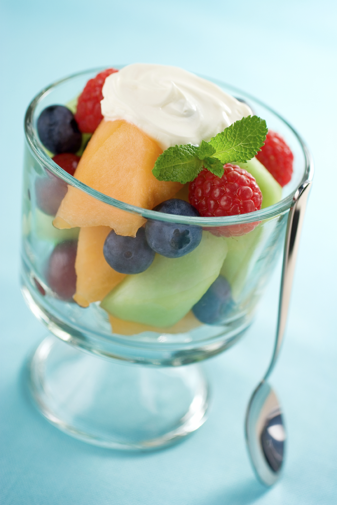 Ensalada de frutas con crema de queso