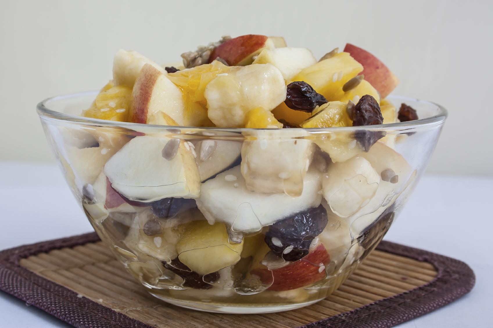 Ensalada de frutas frescas con miel