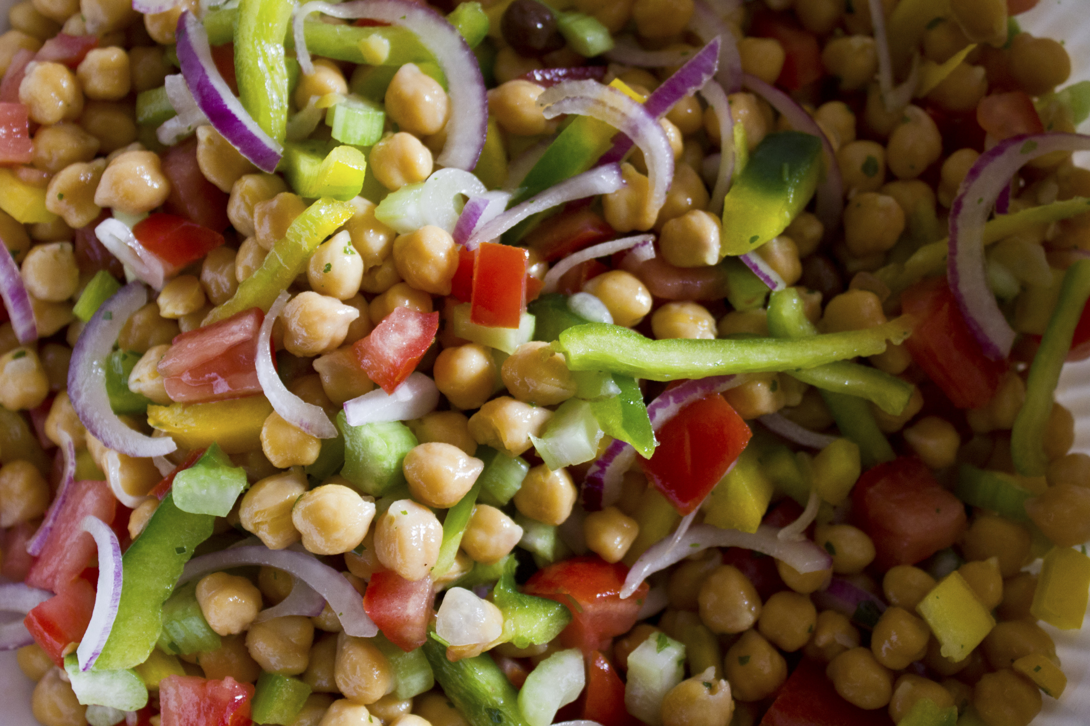 Ensalada de garbanzos con trempó