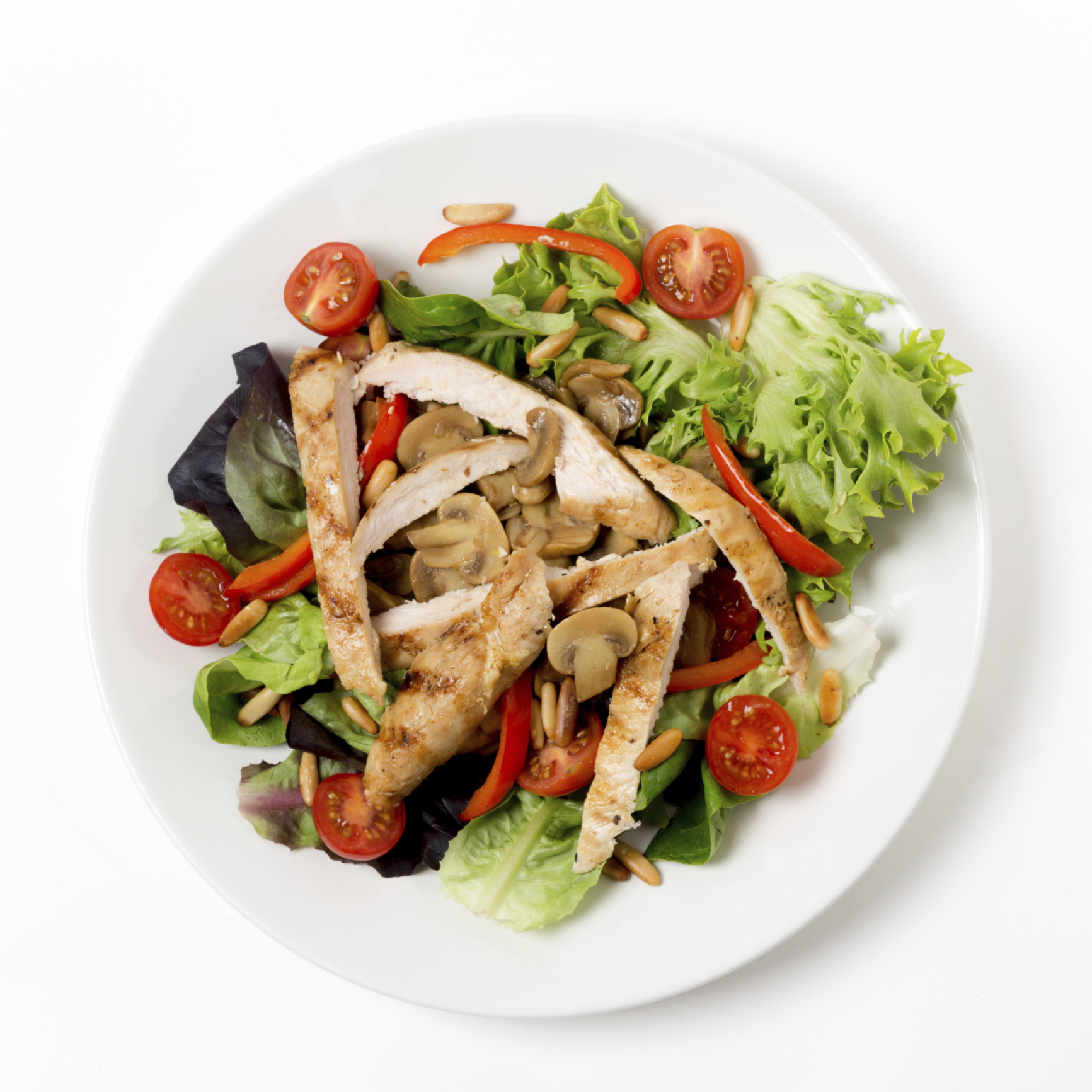 Ensalada templada de champiñones y pollo asado