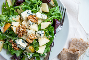 Ensalada de pera y roquefort