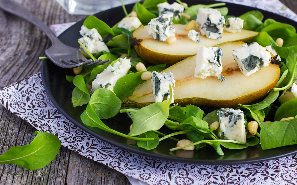 Ensalada de pera con queso azul