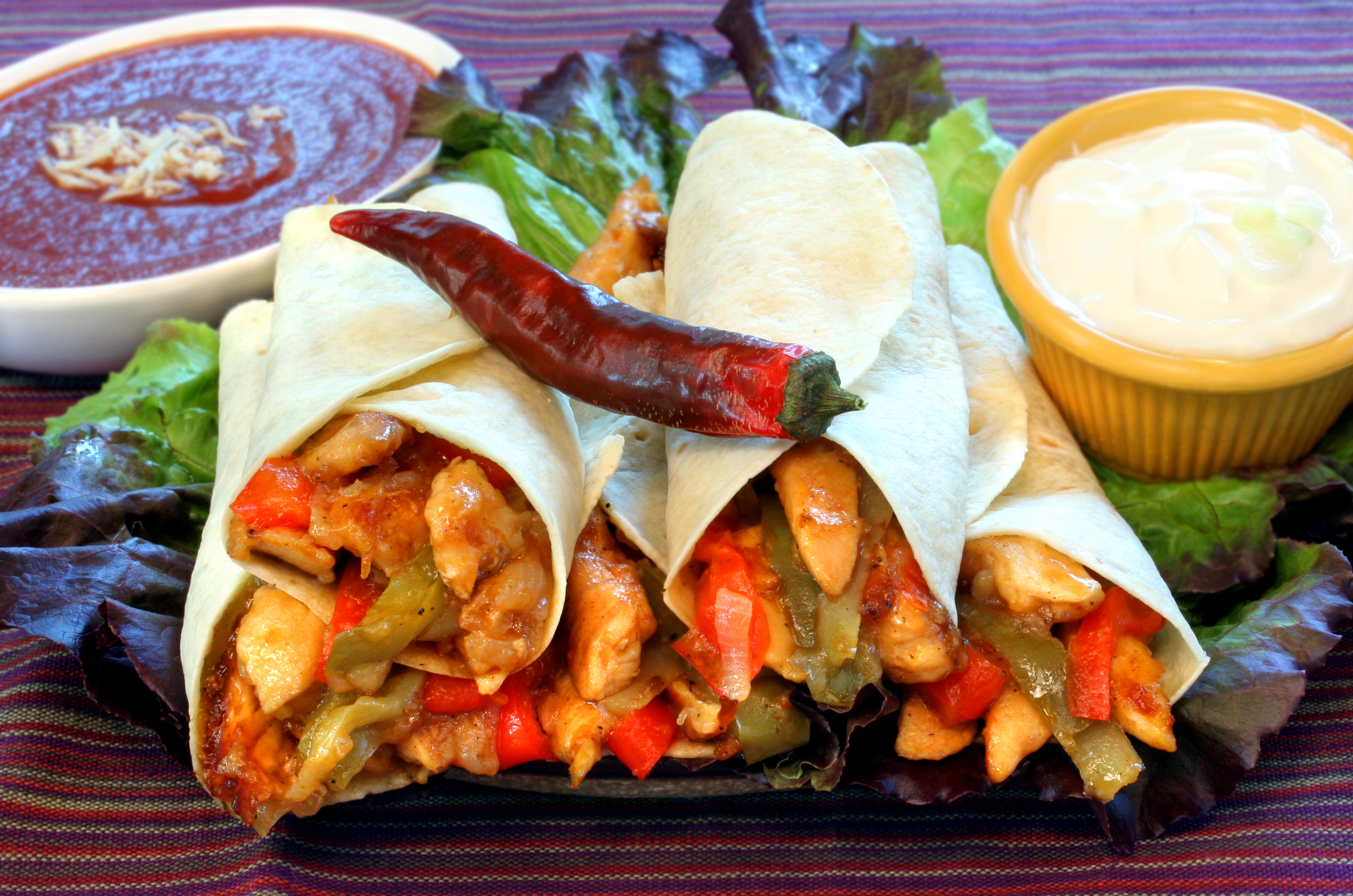 Fajitas de pollo con pimientos