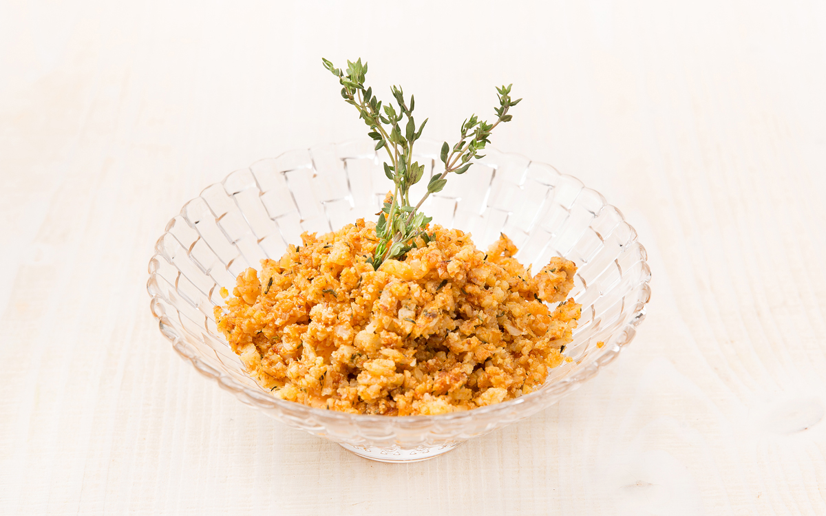 Falso cuscús de coliflor con especias