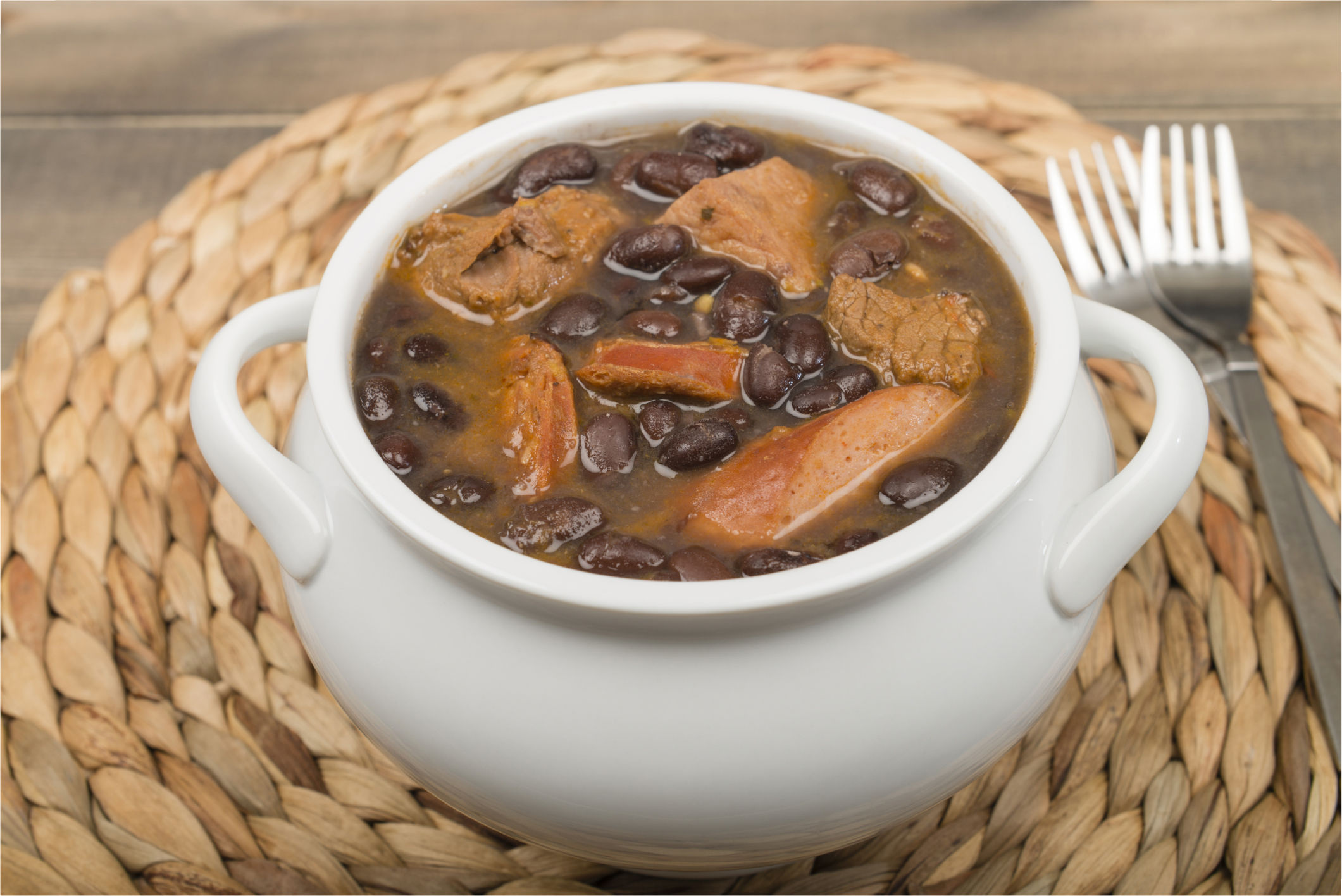 Feijoada sabrosa sin verduritas