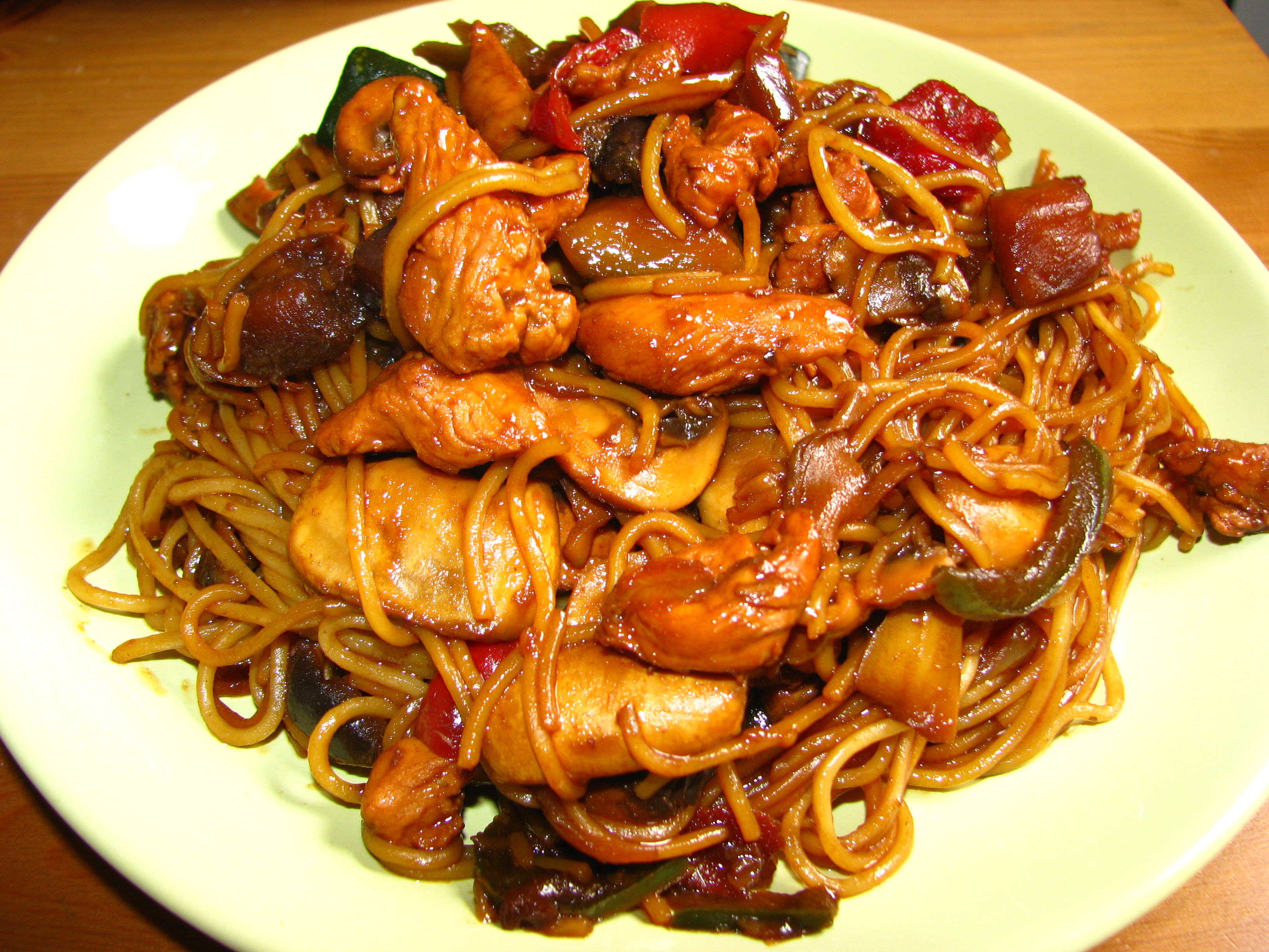 Fideos chinos al wok