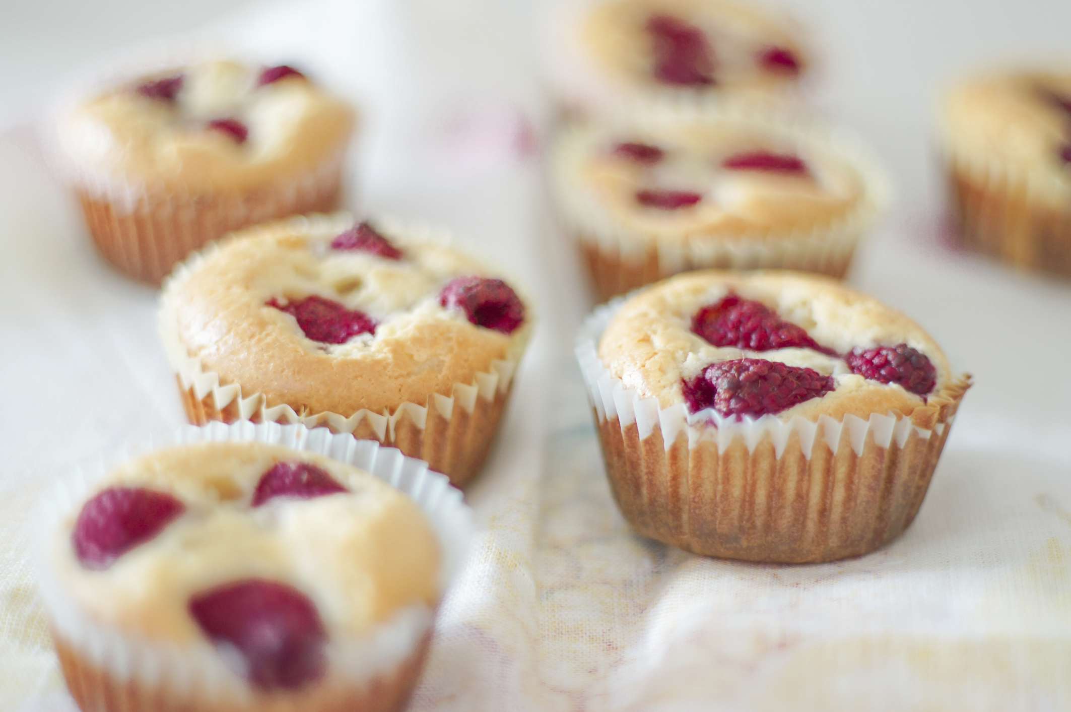 Financiers de frambuesa