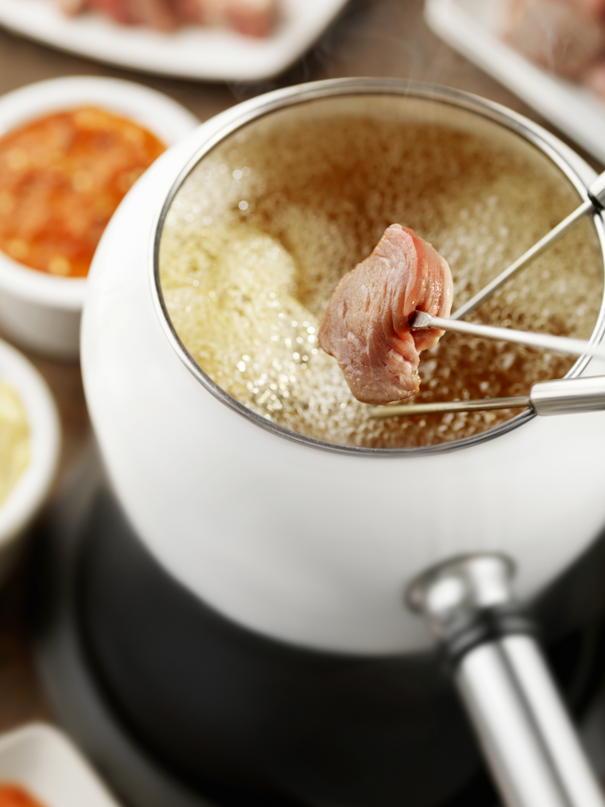 Fondue de carne con dos salsas